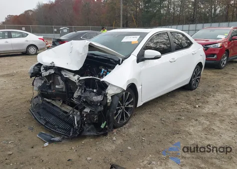 2018 Toyota Corolla Xse z USA, uszkodzony, nr VIN 5YFBURHE4JP774180